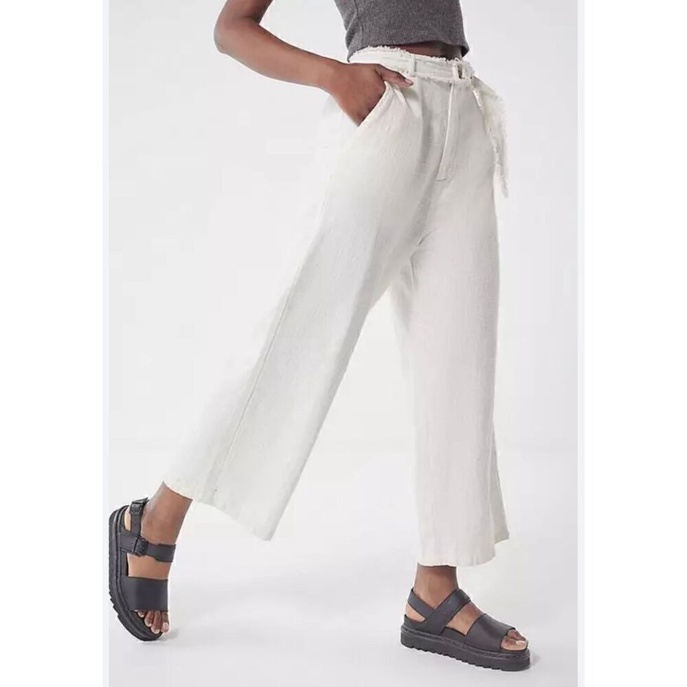 Urban Outfitters Rori Raw-Edge Culotte Pant